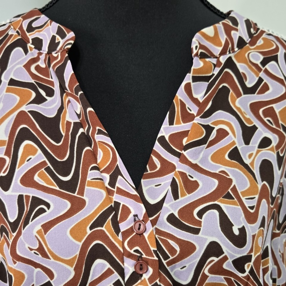 Cure‎ Women 2XL Abstract Wave Print Blouse Brown Lavender V-Neck 3/4 Sleeve Top